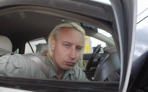 Автостопщик: "Однажды ждал машину на трассе сутки"