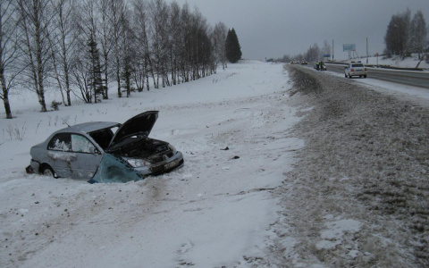 Кировчан предупредили о повышенной аварийности на дорогах из-за погоды