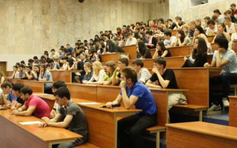 Участники Гайдаровского форума назвали развитие сферы образования одним из ключевых факторов экономического роста