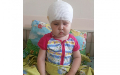 Трехлетняя девочка из Кировской области потеряла зрение из-за опухоли мозга