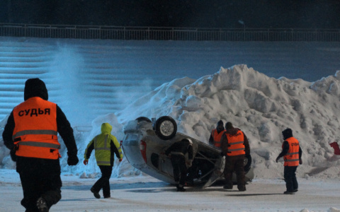 Гонщик из Кирова перевернулся во время соревнований в Сыктывкаре