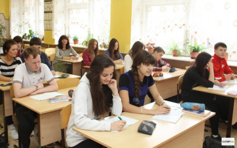 Выпускники будут проходить собеседование по русскому языку, чтобы получить допуск к экзаменам