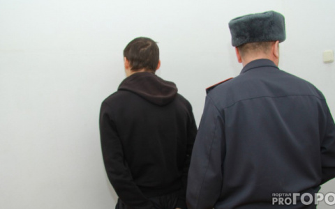 В школе в Кировской области педагог избил ученика