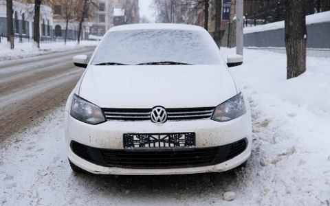 Опубликован список нарушений, за которые сотрудник ДПС может снять номера с автомобиля
