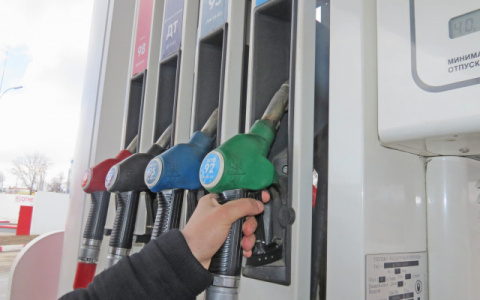 Эксперты отчитались о качестве бензина на заправках Кировской области