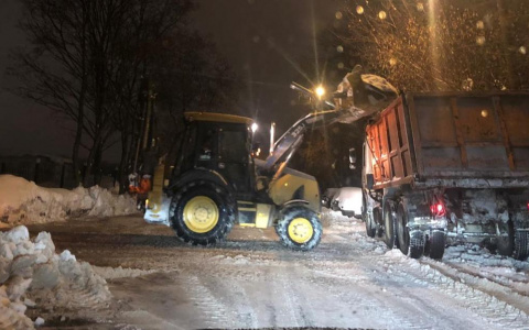 Опубликован график вывоза снега с улиц Кирова во вторник и среду