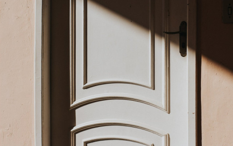 Межкомнатные двери: как проверить их качество еще в магазине?