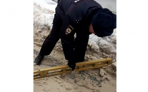 Общественники нашли нарушения на дорогах, где в выходные чистили снег