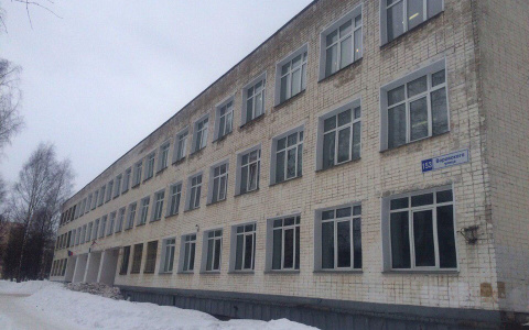 Полиция установила личность мужчины, который нападал на детей у школы в ЮЗР