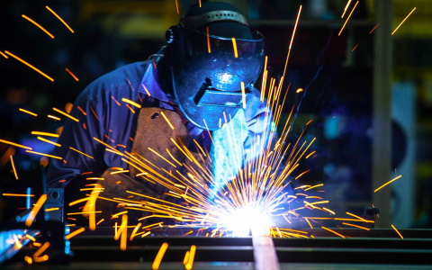 Профессии в энергетике: интервью с электрогазосварщиком аварийной службы