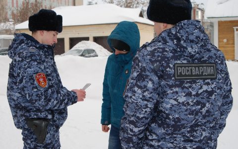 В Омутнинске  мужчину подозревают в проникновении на охраняемый объект