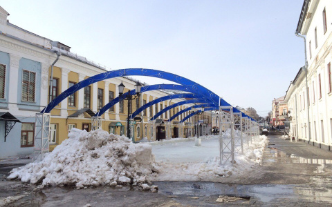 В администрации рассказали, когда уберут каток на Спасской