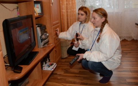 В Кировской области волонтеры помогают настраивать цифровое ТВ