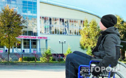 В России хотят ввести крупные штрафы за отказ обслуживать инвалидов и пенсионеров