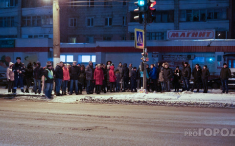 Что обсуждают: сбор подписей за строительство перехода у ТЦ «Макси» и продукты для садиков по завышенным ценам