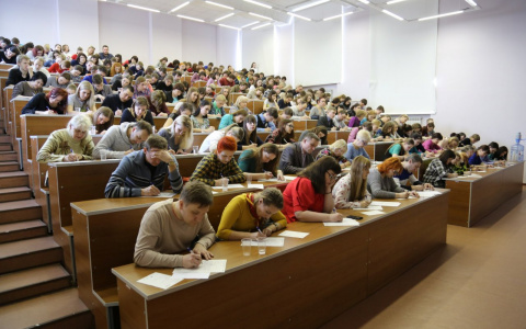 Тотальный диктант в Кирове: когда пройдет акция и как поучаствовать