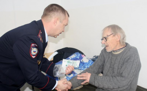 В Кировской области сосед по палате украл у пенсионера около 200 тысяч рублей