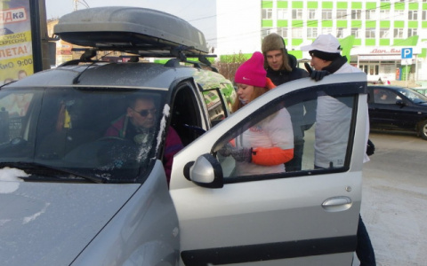 Росстат: более 50 процентов кировчан не покупают авто и не путешествуют из-за нехватки денег