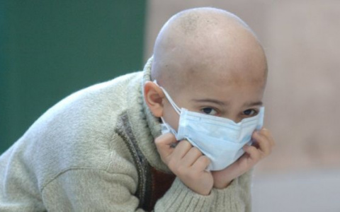 Названы регионы, где дети чаще всего болеют раком