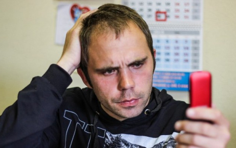 В Кирове судебные приставы звонят должникам на личные мобильные номера