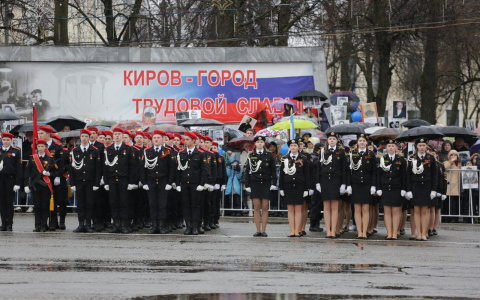 Стало известно, сколько пригласительных билетов подготовят к 9 Мая в Кирове