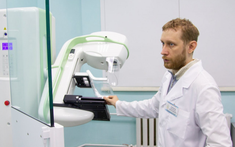 В одной из кировских поликлиник установили современный цифровой маммограф