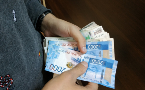 Опубликованы сведения о доходах самых богатых руководителей администрации Кирова