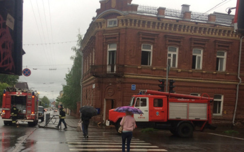 В Кирове произошел пожар на территории бывшего первого роддома