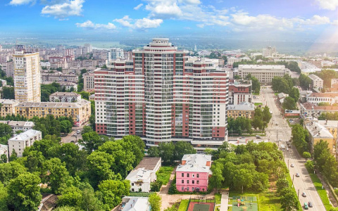 Ростелеком построил телекоммуникации для крупнейшего в Кирове дома Алые паруса