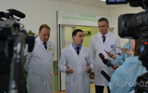 Названа причина перестановки главных врачей в кировских медучреждениях