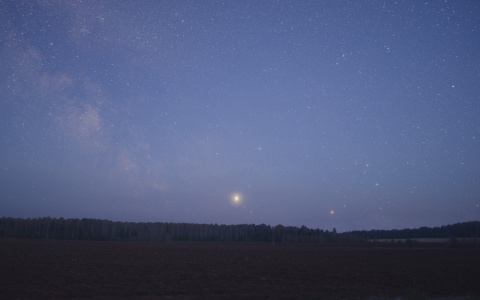 В Кирове наблюдали редкое явление в ночном небе
