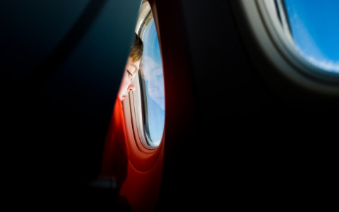 В России изменятся правила выезда детей за границу