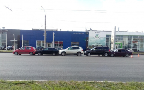 Водитель, устроивший массовое ДТП на улице Московской, был пьяным