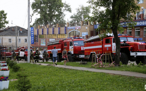 В Кирове из-за аудиоколонки сгорела квартира