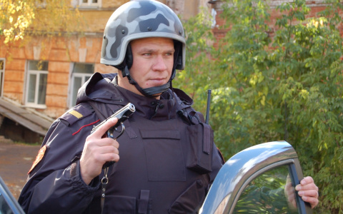 Мужчина обокрал садовый домик в Коминтерне