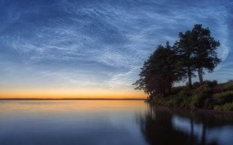 В Кировской области заметили серебристые облака