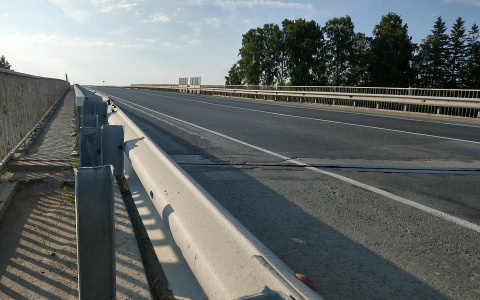 В Кировской области поймали воров дорожных ограждений на трассе