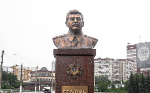 На памятник Сталину в Кирове собрали 100 тысяч рублей