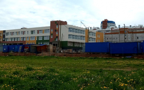Школу в Чистых прудах могут сдать к началу учебного года
