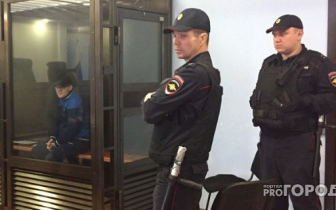 Электрошокеры, ножи: какие еще опасные предметы пытались пронести в кировские суды