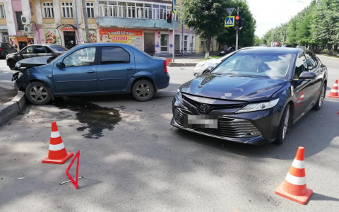 Инструкция: как оформить аварию без сотрудников ГИБДД