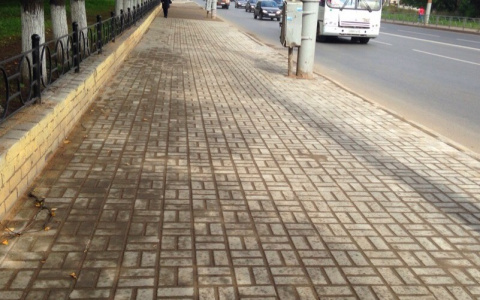 В Кирове заканчивают ремонт 8 тротуаров