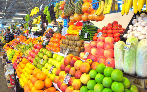 В Кирове готовили к продаже 93 тонны зараженных фруктов