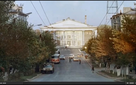 Режиссерам было лень: в сериале на Первом канале показали виды Кирова, снятые в 1975 году