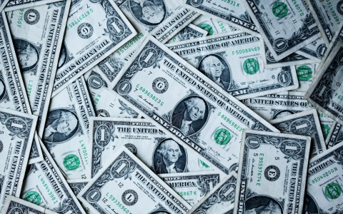 В Кировской области обнаружили фальшивые 100-долларовые купюры