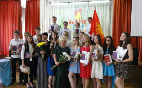 "Результат ЕГЭ тронул меня до слез": история учителя русского и литературы