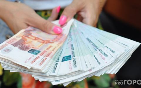 Мошенники под видом сотрудников банка похитили у кировчанки 50 тысяч рублей