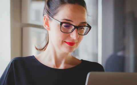 8 кировских учителей получат по 200 тысяч рублей