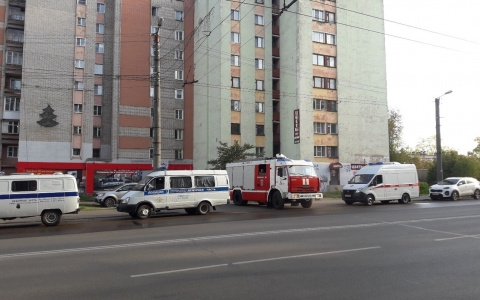 В Кирове обнаружили подозрительный предмет около ДК Железнодорожников