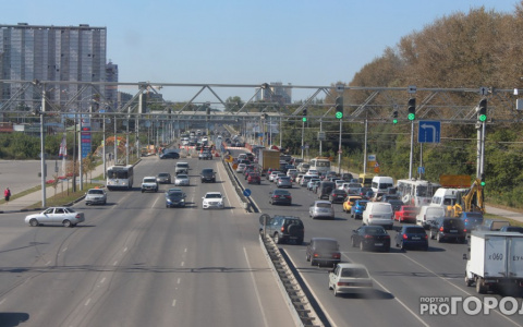 Несмотря на отказ от новой маршрутной сети в Кирове подрядчик получит 15 миллионов